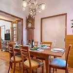 House Center - With Garage بورتو