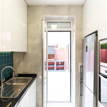 Vakantiehuis House Center - With Garage Porto