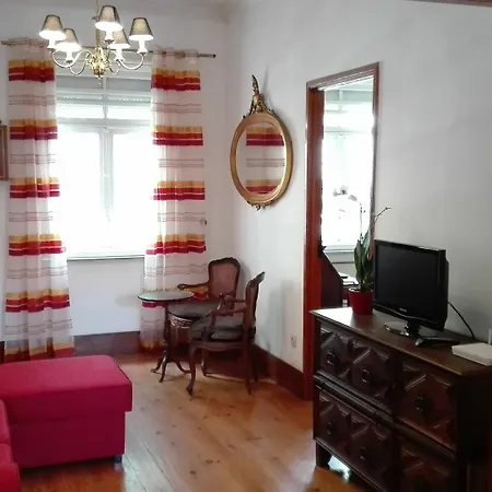 Vakantiehuis House Center - With Garage Porto