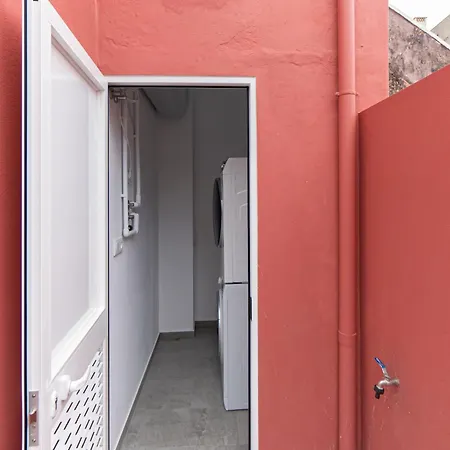 House Center - With Garage Σπίτι διακοπών *