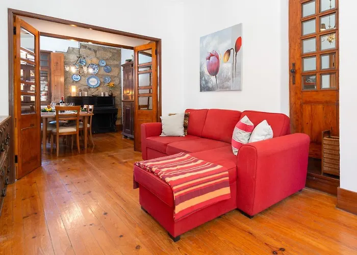 House Center - With Garage 波尔图