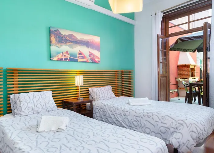 House Center - With Garage 波尔图