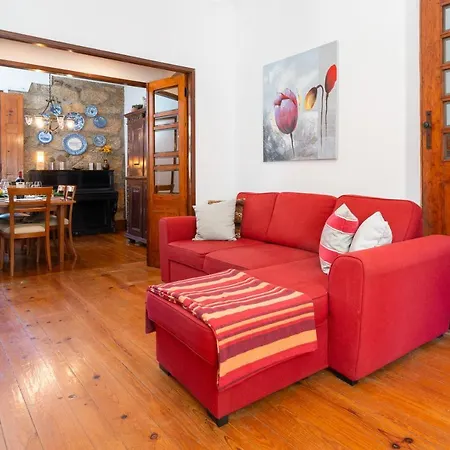 House Center - With Garage Oporto