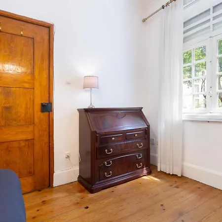 House Center - With Garage بيت للعطل بورتو