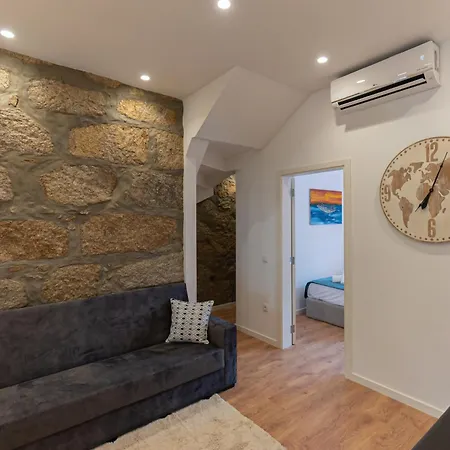 بيت للعطل House Center - With Garage بورتو