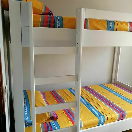 House Center - With Garage بيت للعطل