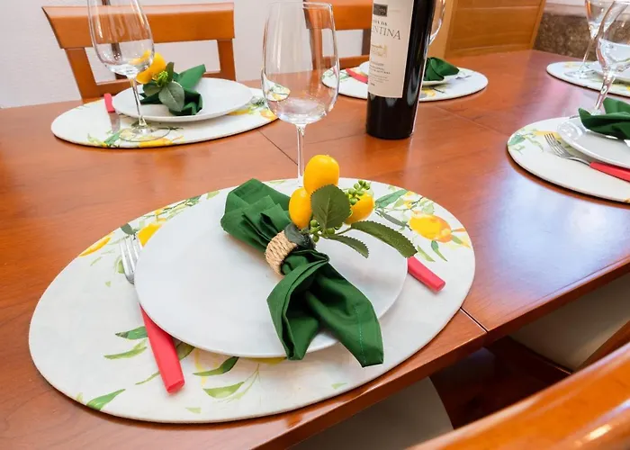 Prázdninový dům House Center - With Garage Porto