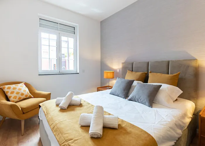 House Center - With Garage Feriehus Porto