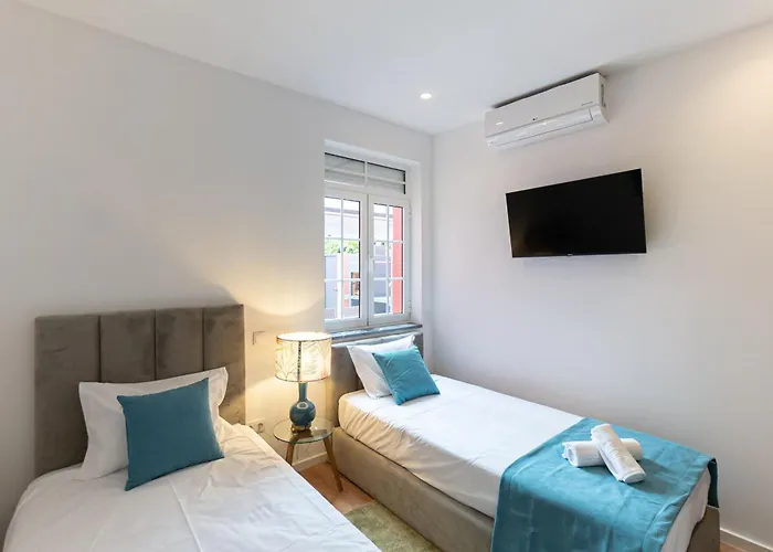 House Center - With Garage Porto