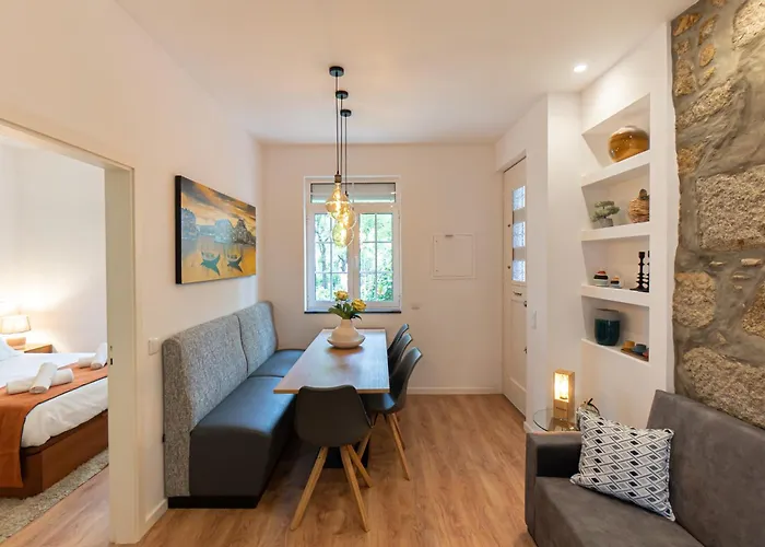 House Center - With Garage Feriehus Porto