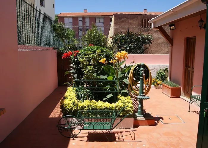 House Center - With Garage Сasa de vacaciones