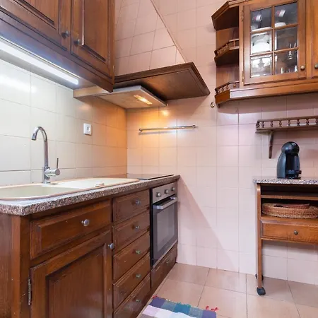 בית נופש House Center - With Garage *