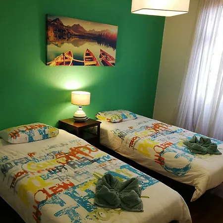 בית נופש House Center - With Garage