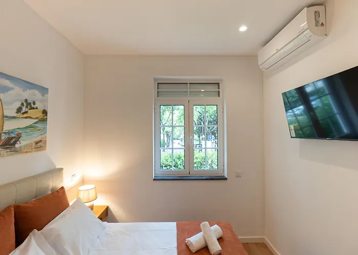 House Center - With Garage * 波尔图